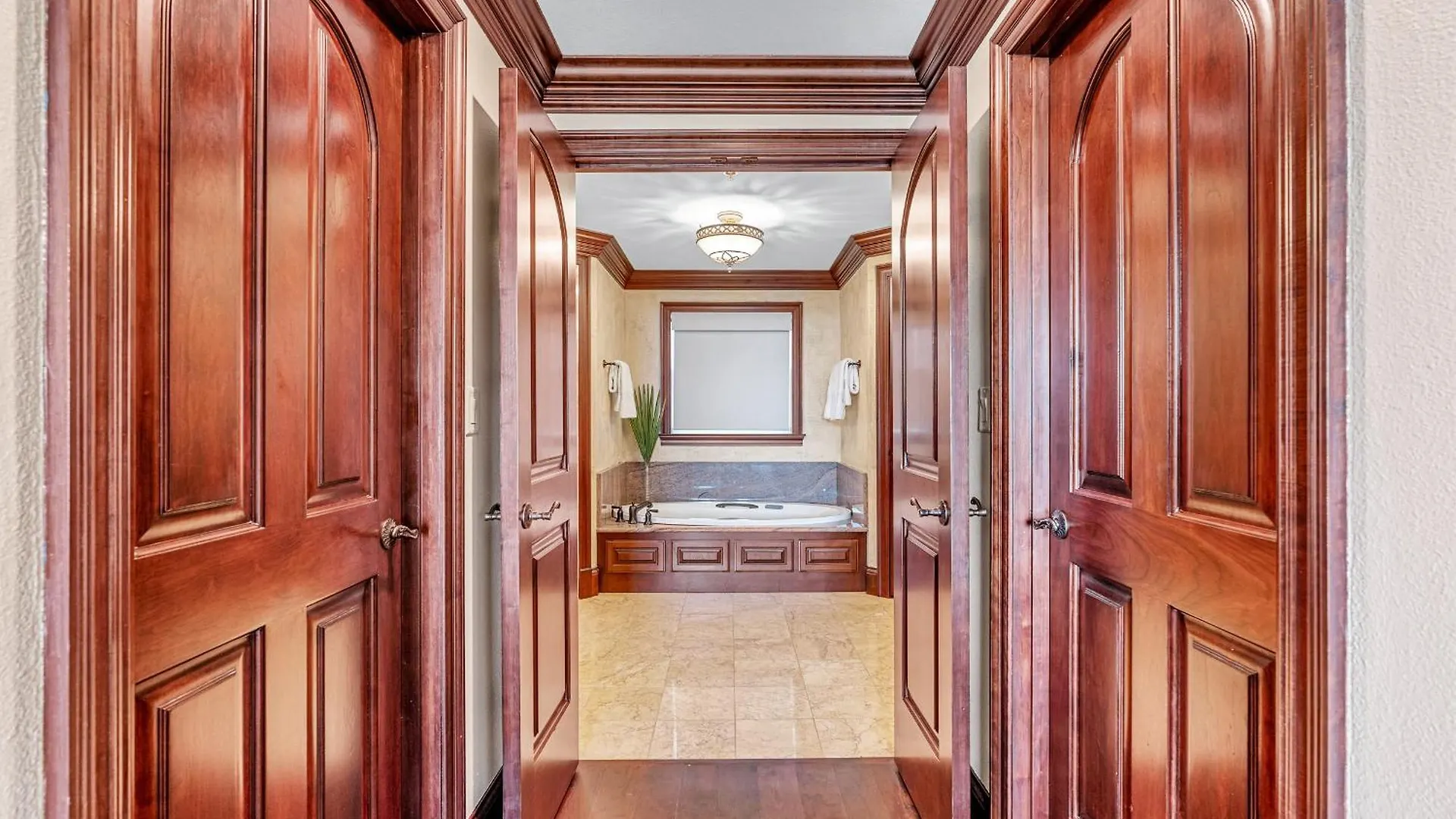 Mediterranea 315E By Newman-Dailey Destin Apartment