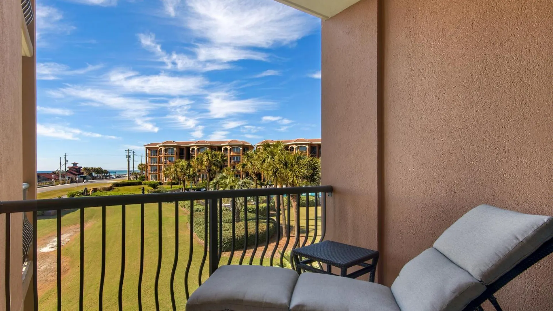 Mediterranea 315E By Newman-Dailey Destin 0*,