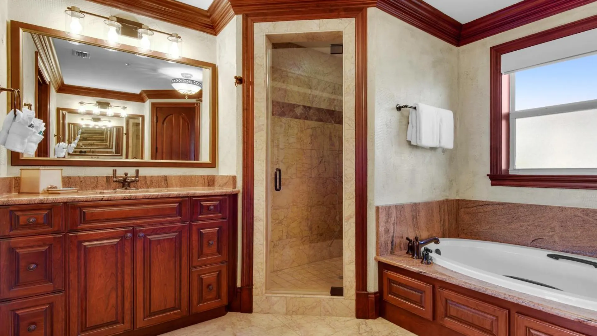 Mediterranea 315E By Newman-Dailey Destin Apartment